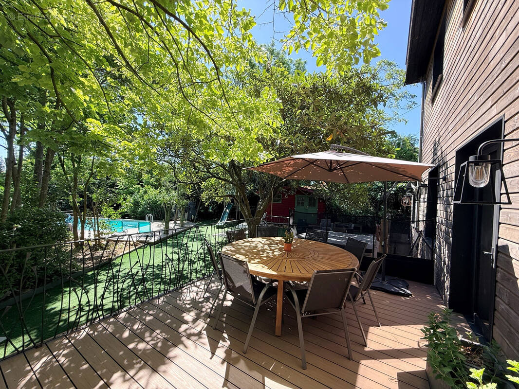 Maison à CALLIAN