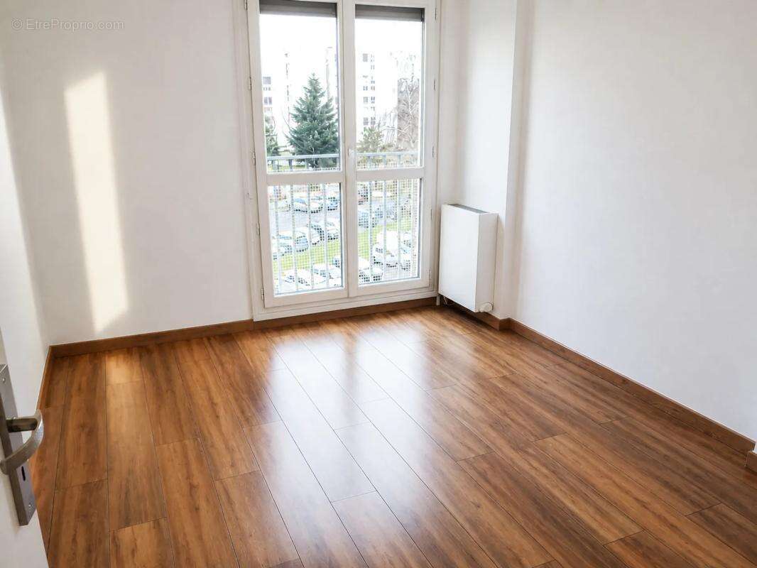 Appartement 3 pièces de 62 m² situé aux Ulis - photo 10