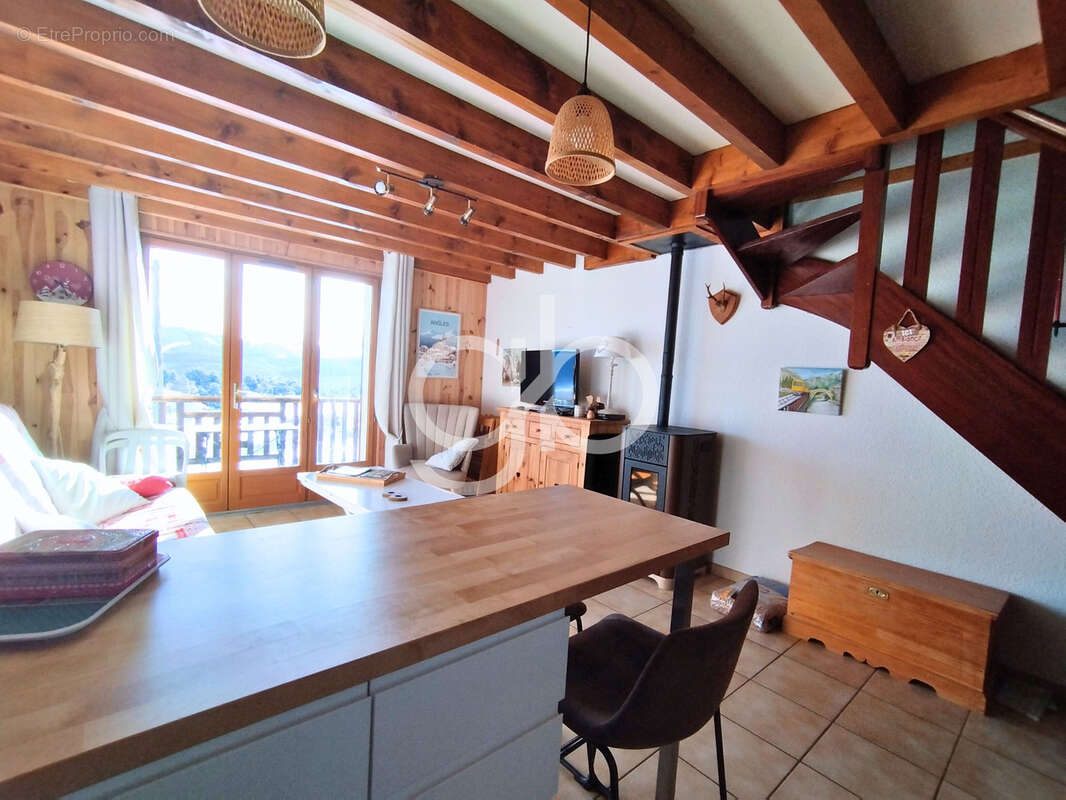 Appartement à LES ANGLES
