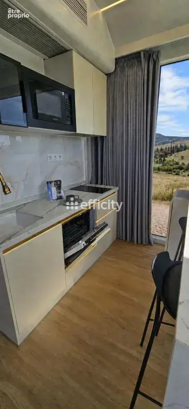 Maison 40 m² à Valence  - photo 3