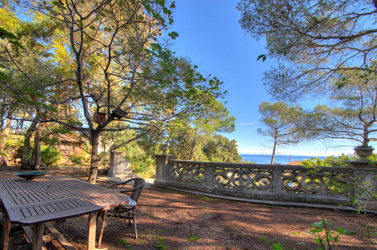 Maison à SAINT-RAPHAEL