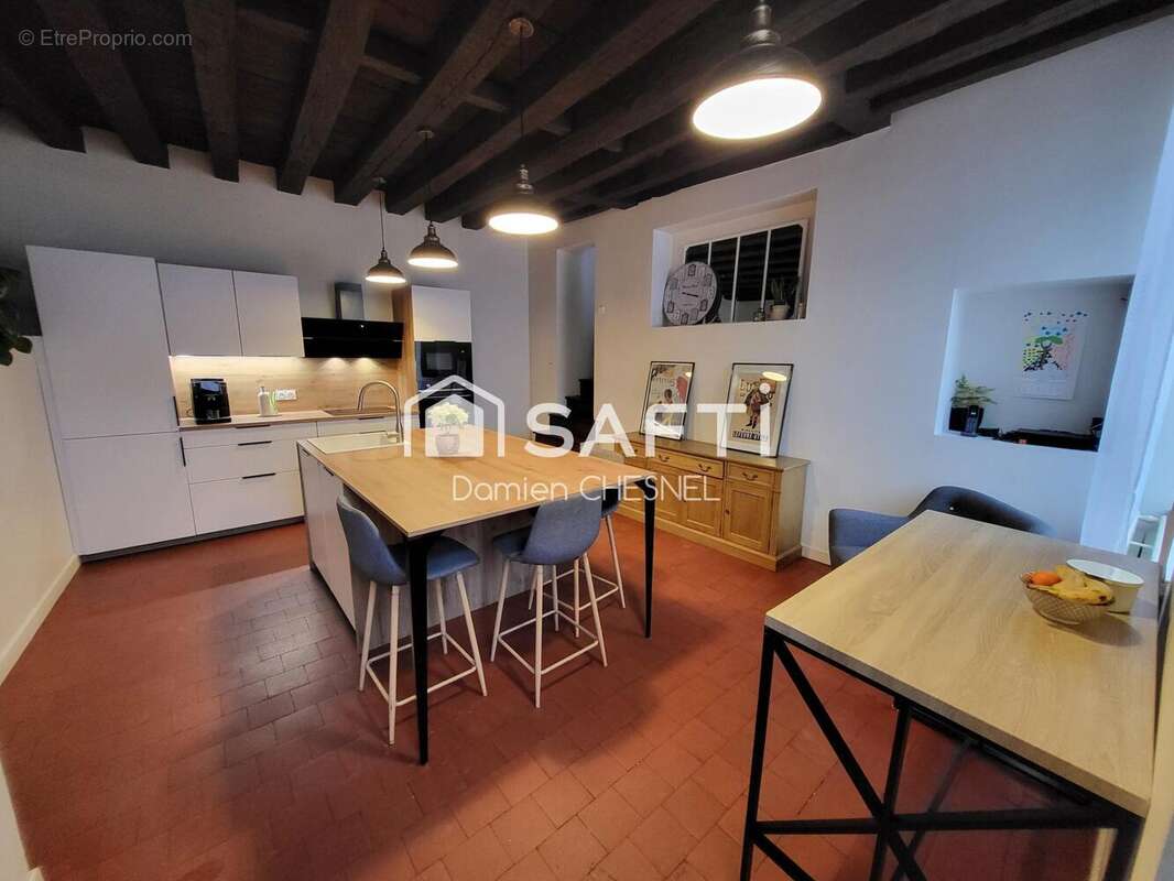 Photo 2 - Maison à SAINT-AMAND-MONTROND