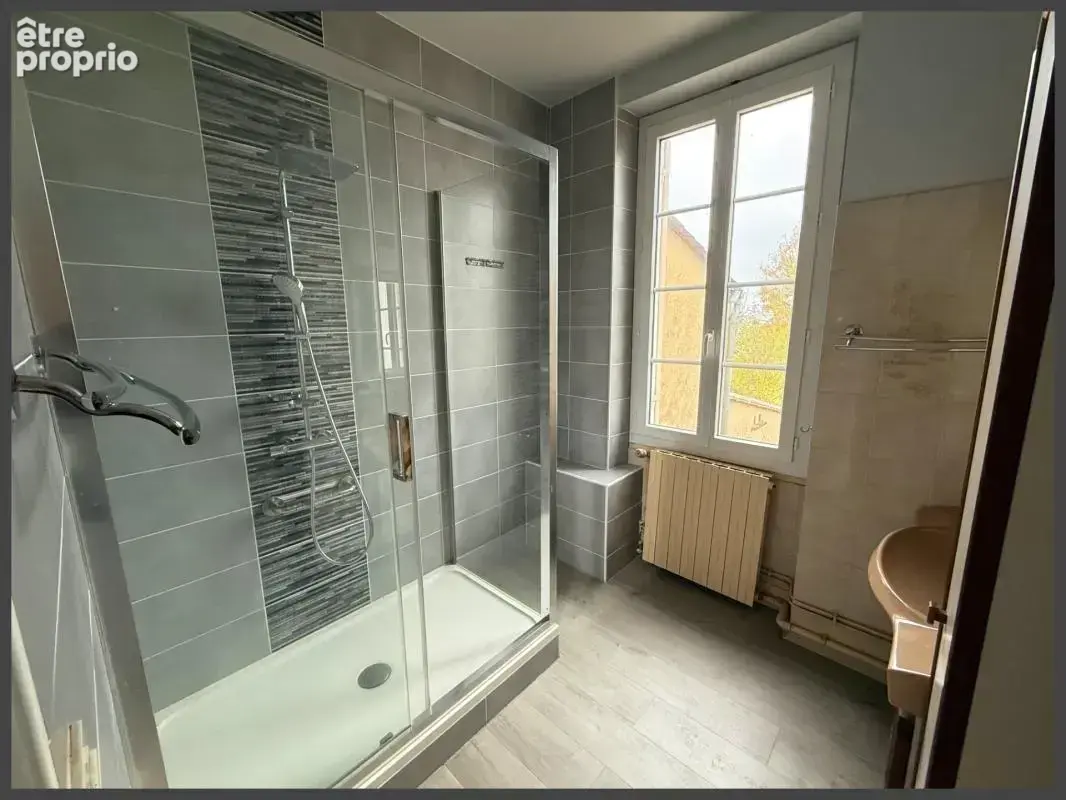 Maison de ville en pierre avec jardin et garage - possibilité de créer un appartement à VILLEFRANCHE DE LONCHAT (24) - photo 16