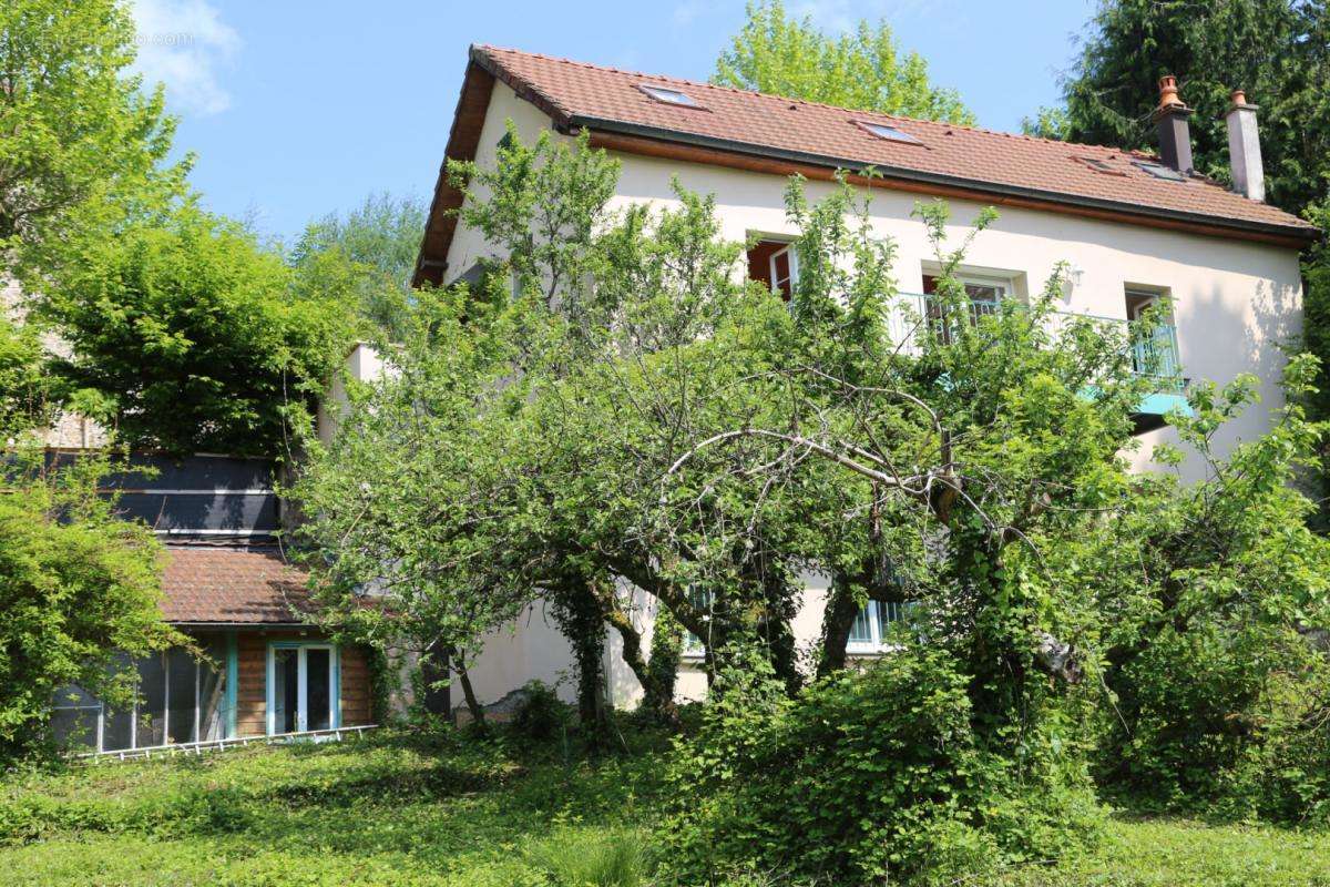 Maison à AUTUN
