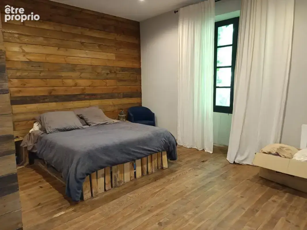 Propriete de charme de 26 pieces sur un terrain de 15000 m² - photo 6