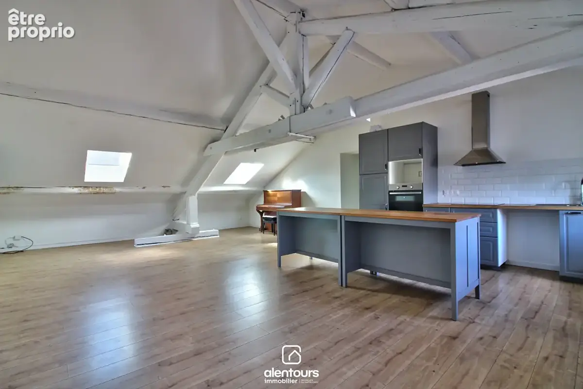 Appartement  5 pièce(s) 135 m2 - photo 2