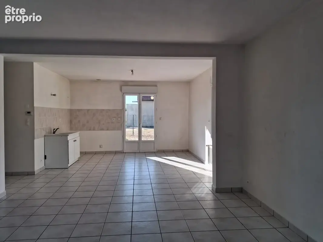 Maison traditionnelle - 120m2 - 3 chambres - Thésée proche de l’A85 - photo 3
