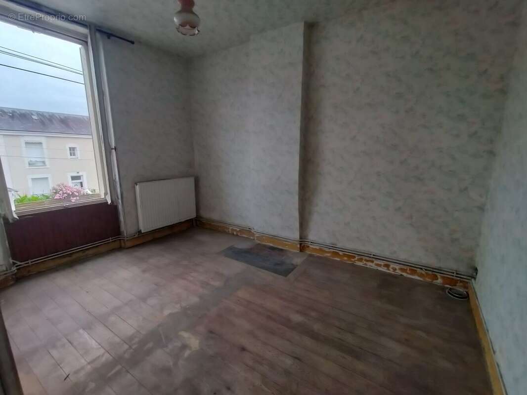 Maison à VOUVRAY-SUR-LOIR