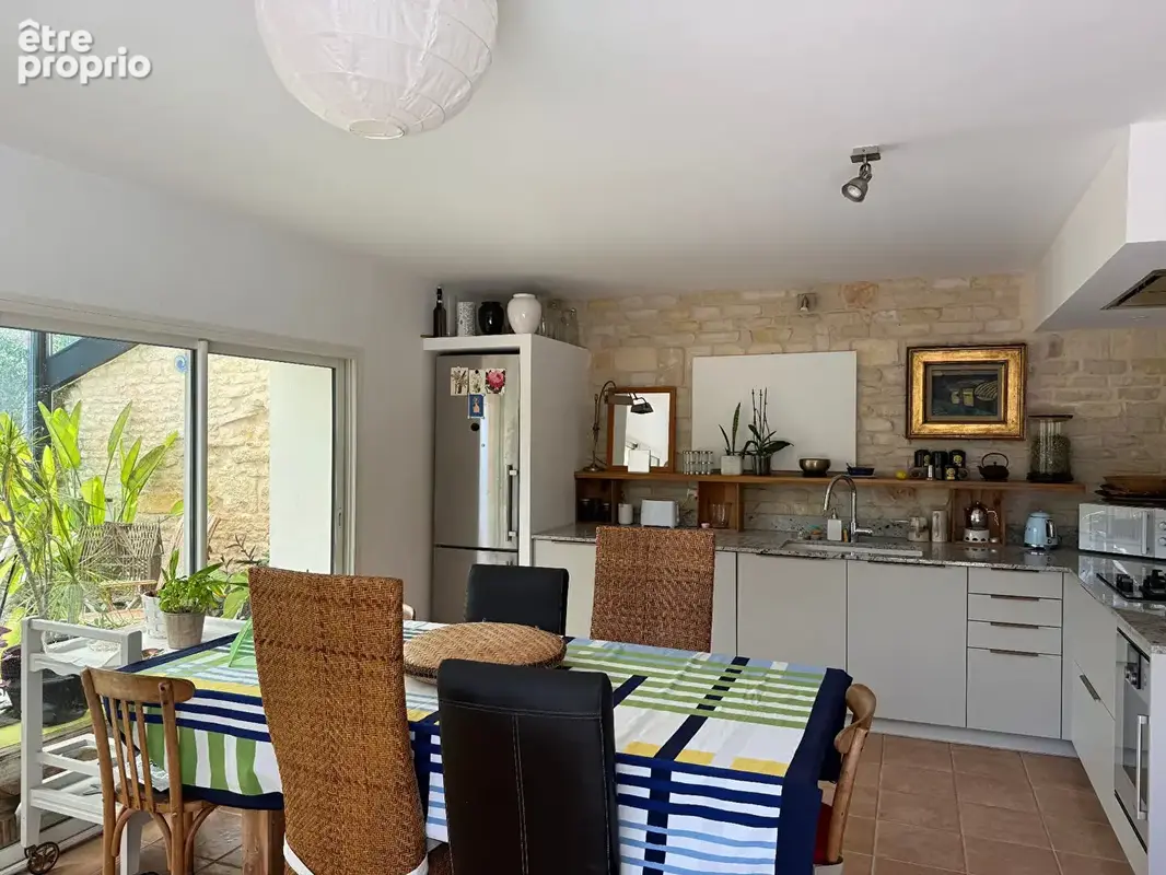 ARDILLIÈRES - Charentaise de charme avec maison d'amis, piscine et dépendances. - photo 9