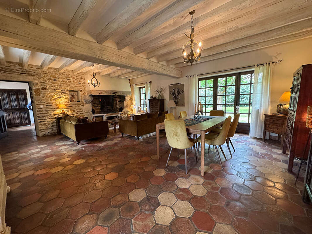 Maison à MONTFORT-L'AMAURY