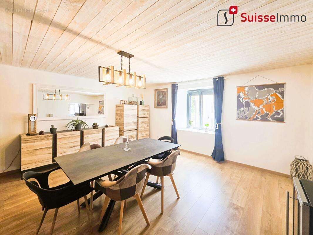 Maison à DAMBELIN