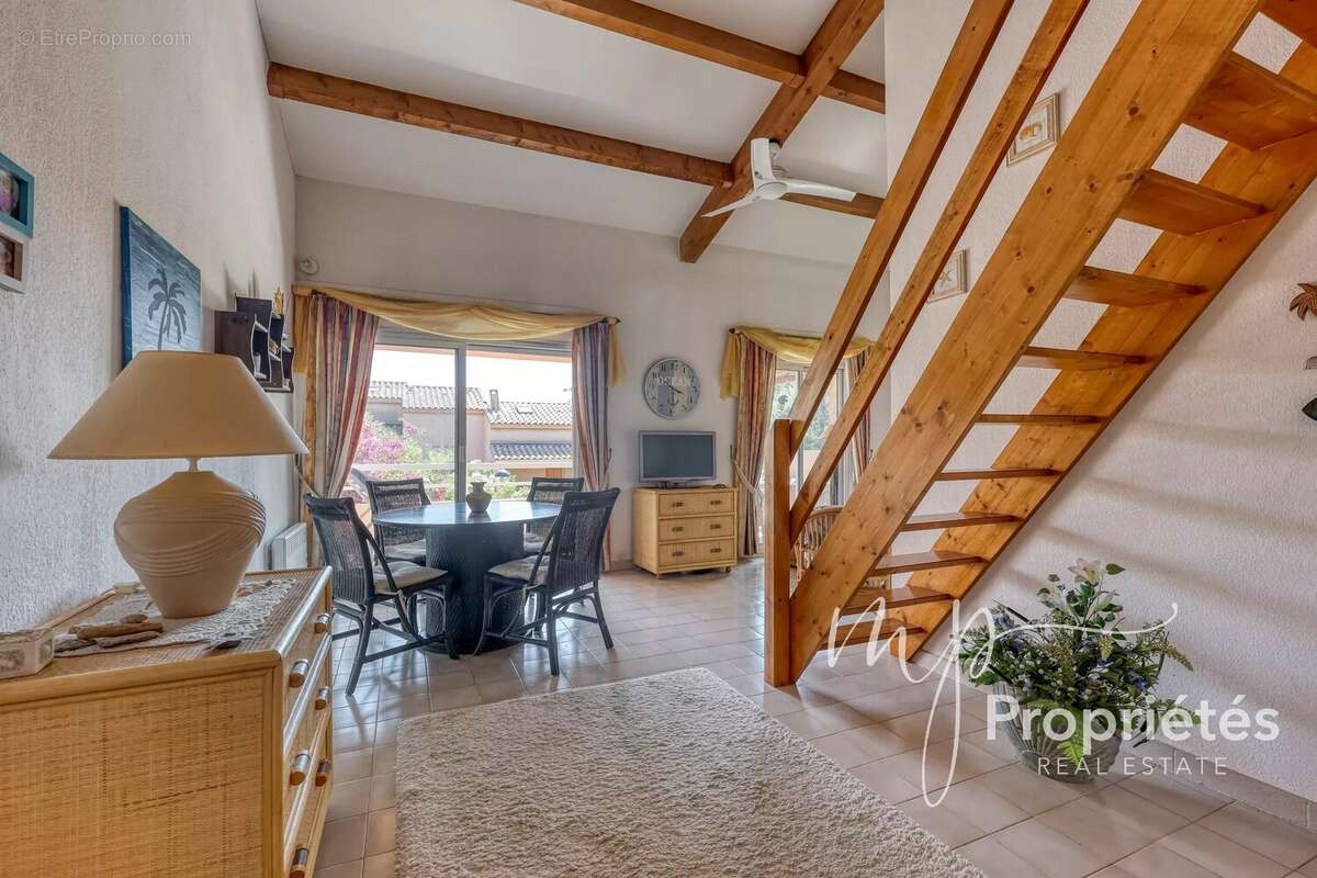 Appartement à RAYOL-CANADEL-SUR-MER
