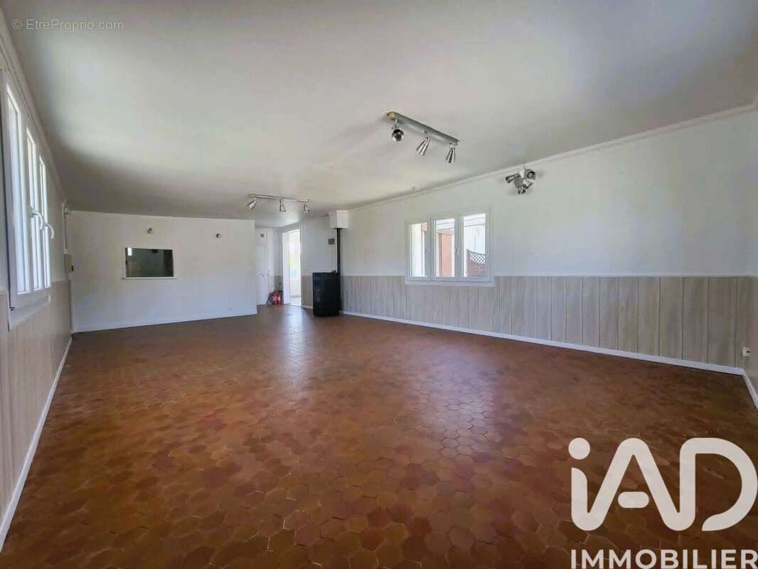 Maison 163 m² à Val-De-Vesle  - photo 6