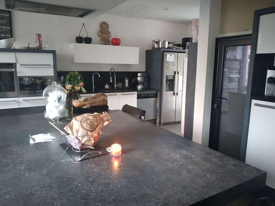 Maison à MEZIERES-SUR-SEINE