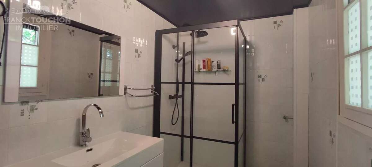 Maison à FERRIERES-EN-GATINAIS