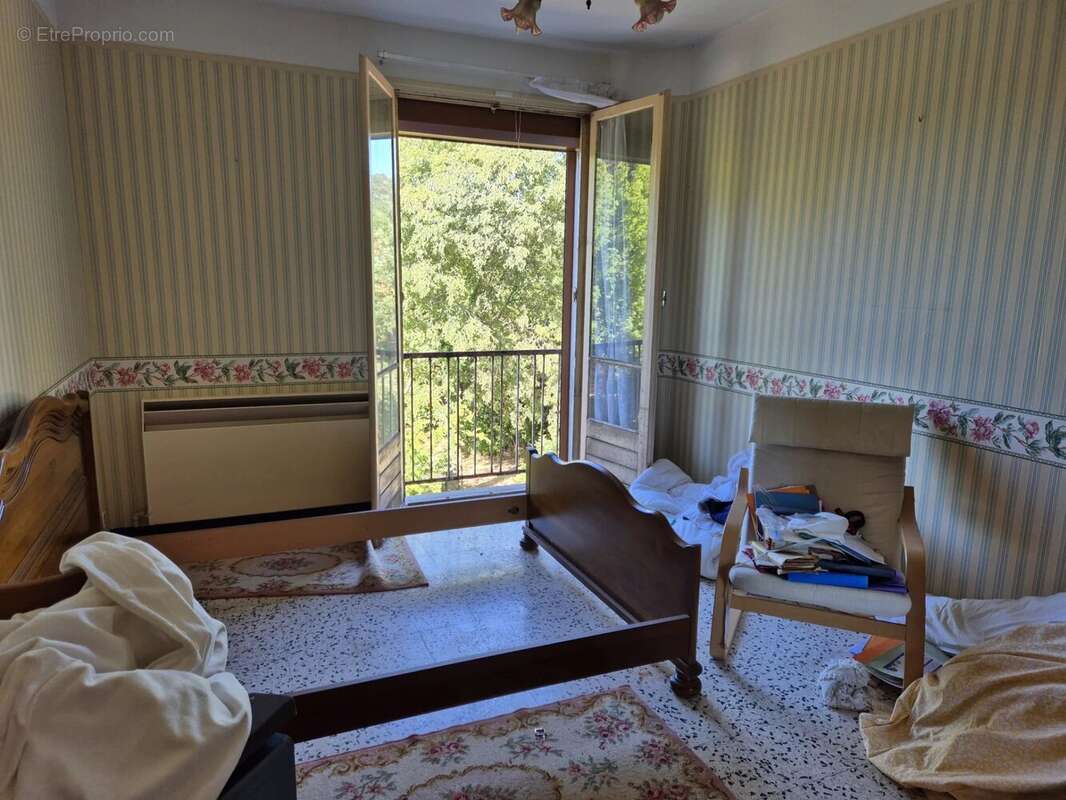 Maison à LAVAL-PRADEL