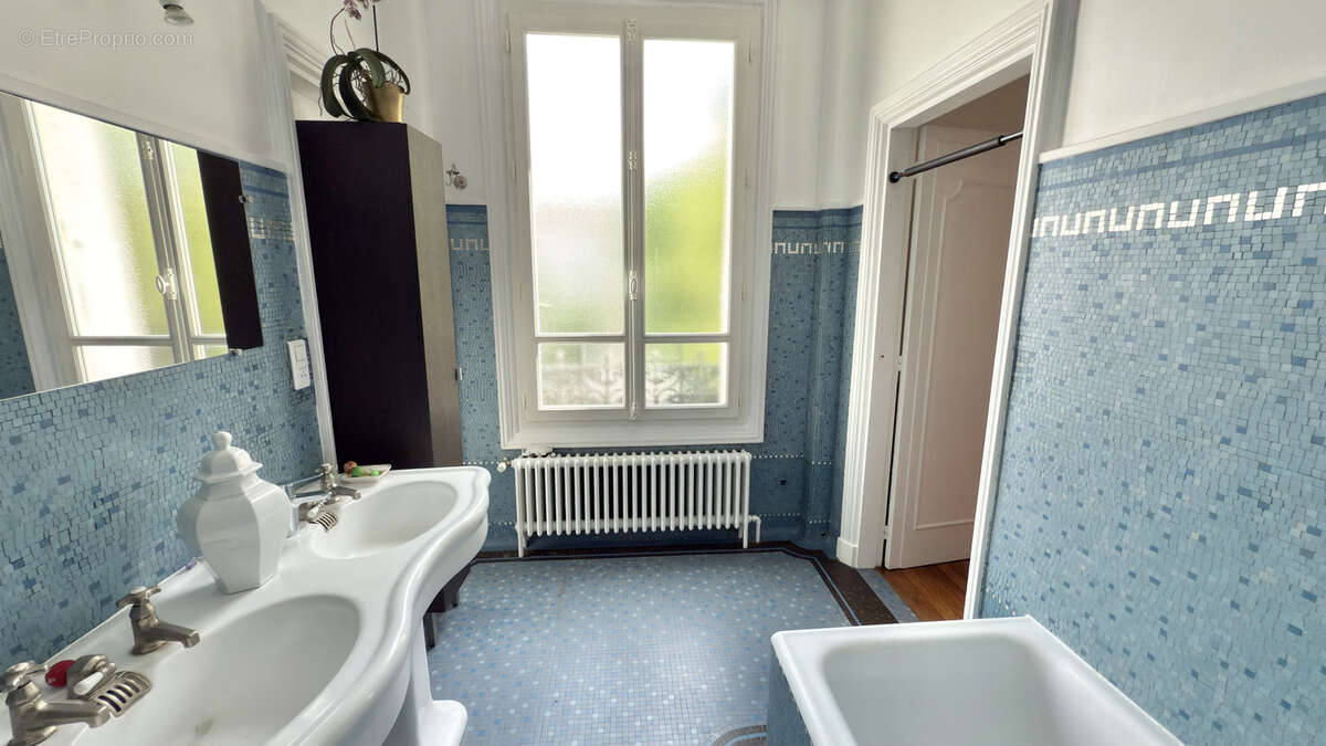 Maison à DEUIL-LA-BARRE
