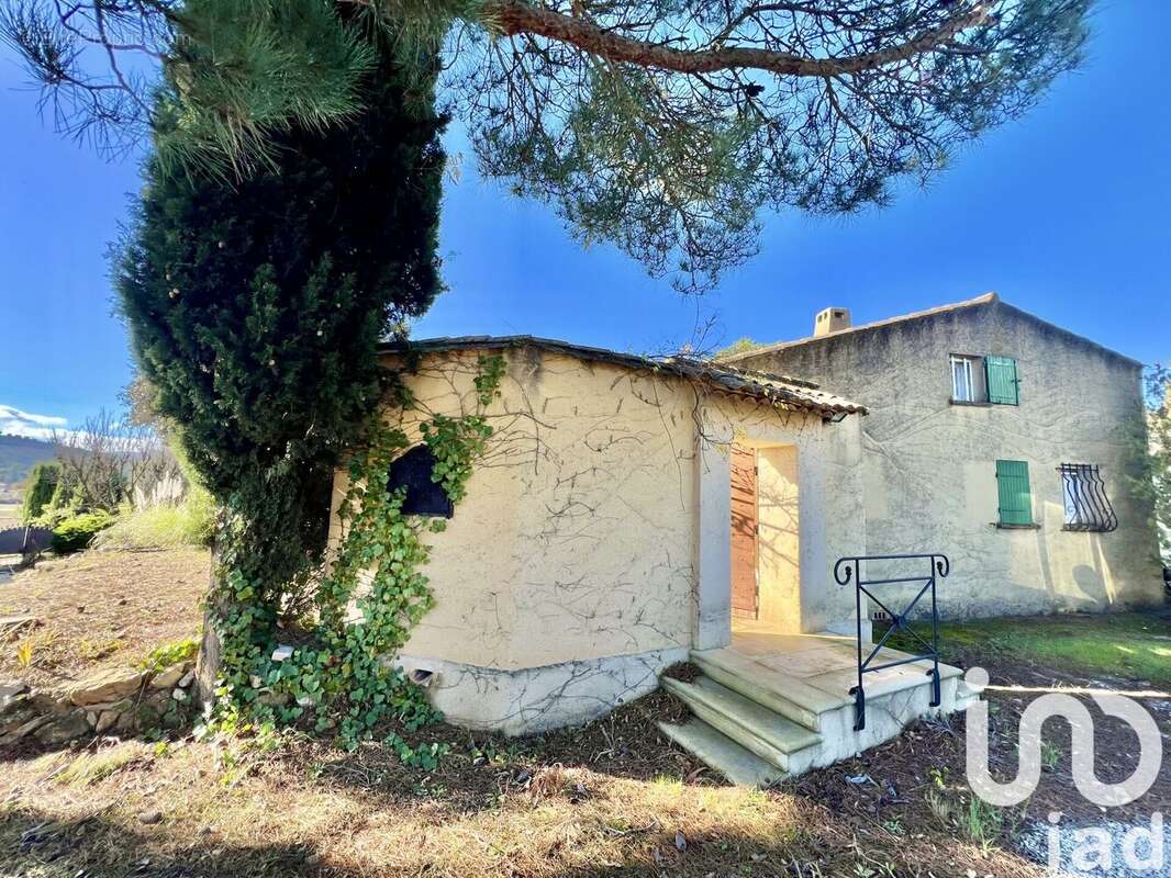 Maison 119 m² à Rians  - photo 6