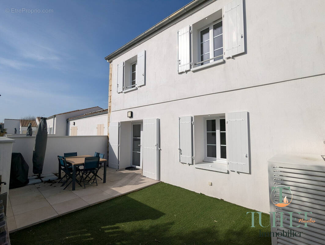 Maison à LES MATHES