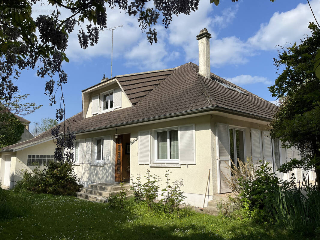 Maison à PONT-SAINTE-MAXENCE