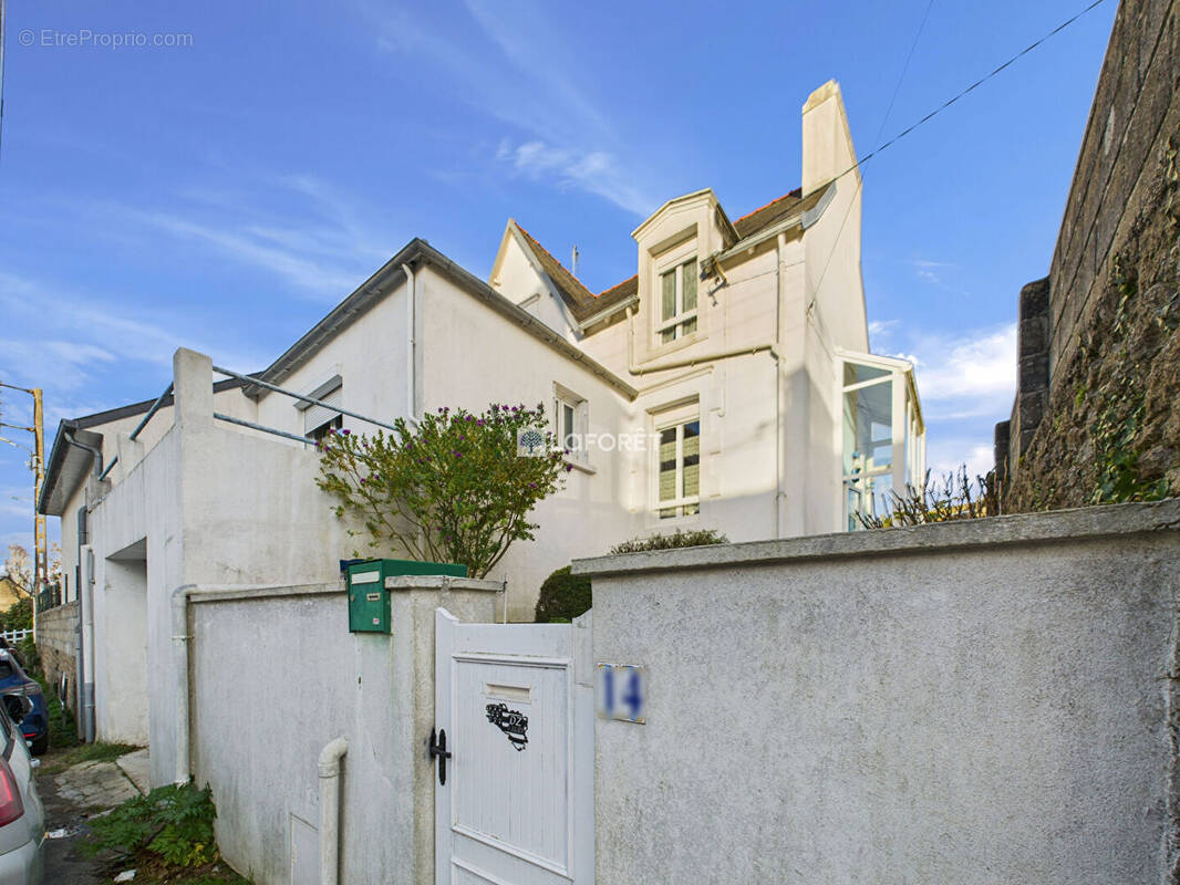 Maison à DOUARNENEZ