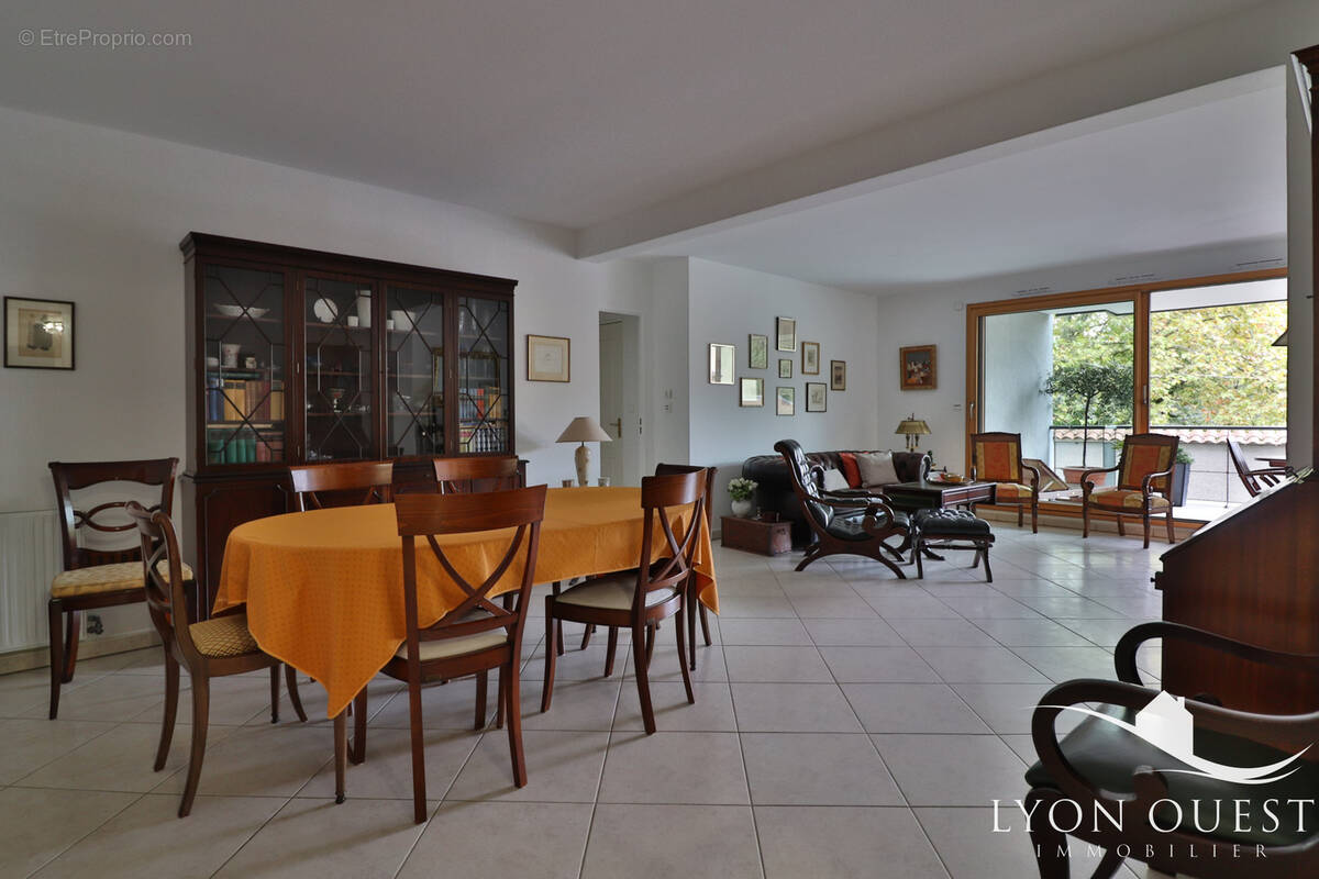 Appartement à TASSIN-LA-DEMI-LUNE