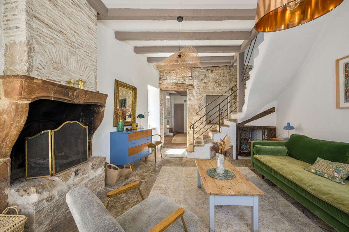 Maison à SAINT-CYR-AU-MONT-D'OR