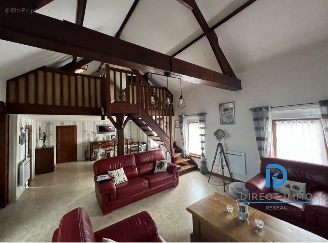 salon séjour duplex - Maison à GOSNAY