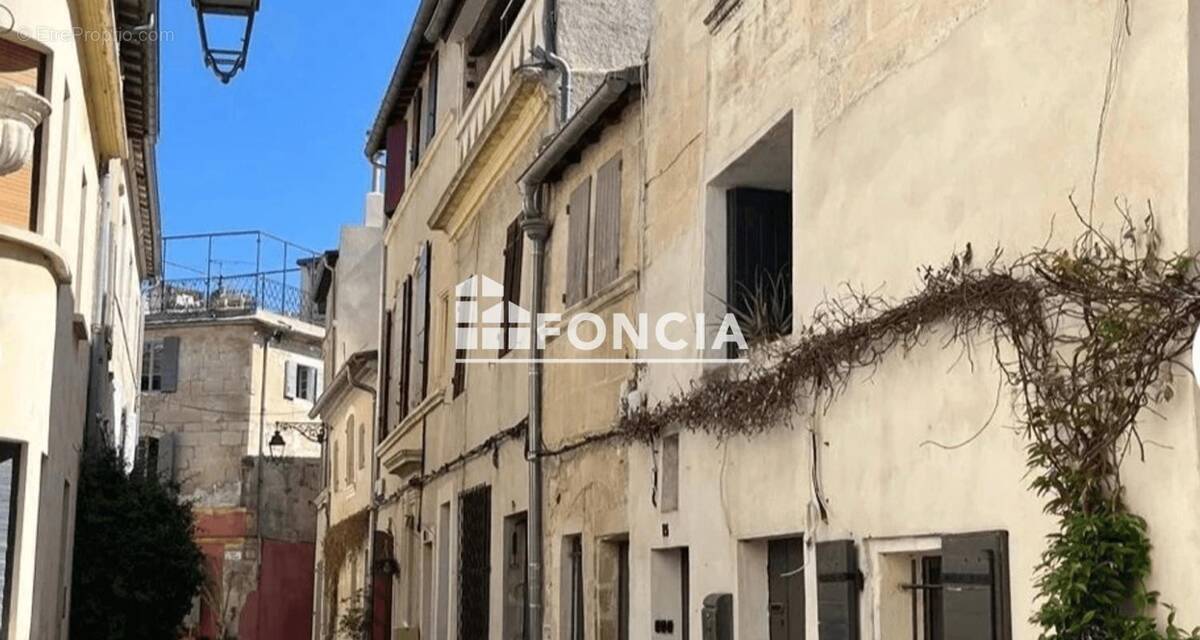 Appartement à ARLES