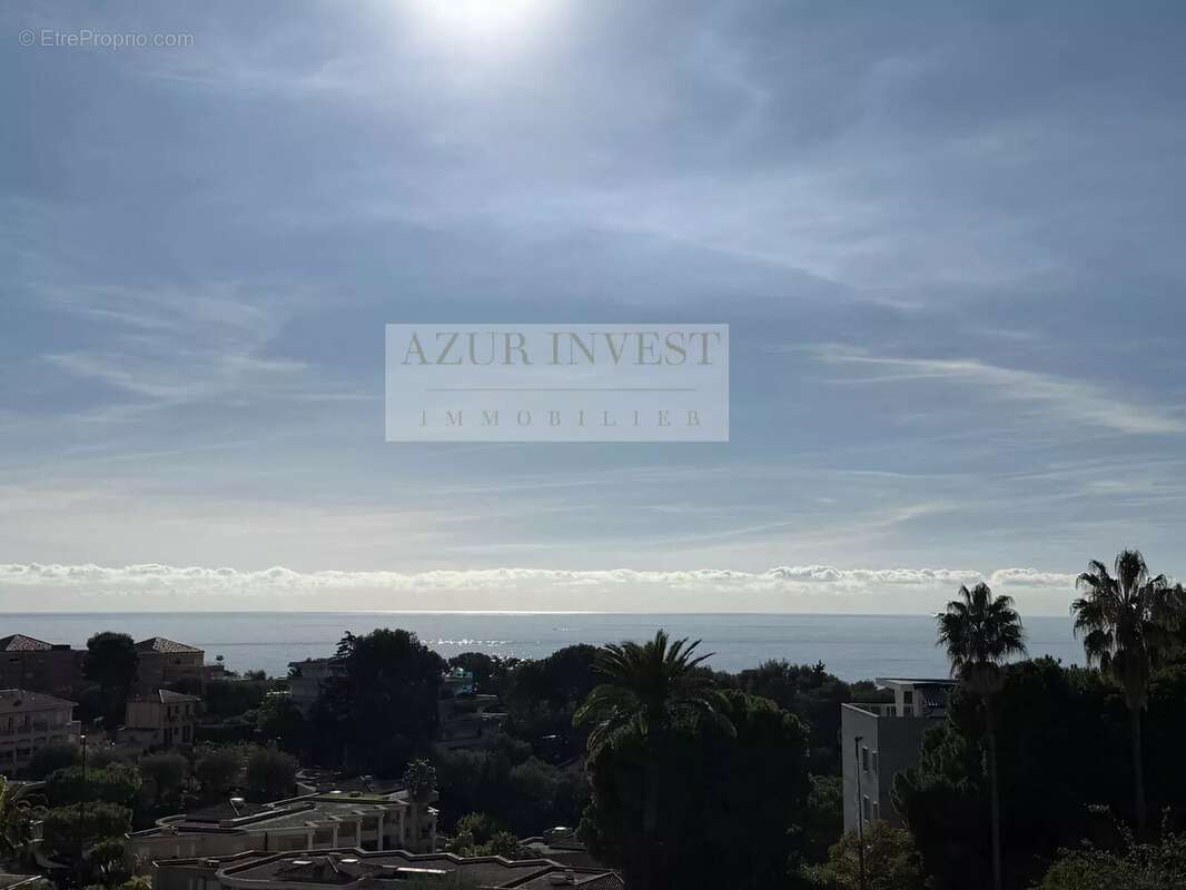 Appartement à ROQUEBRUNE-CAP-MARTIN