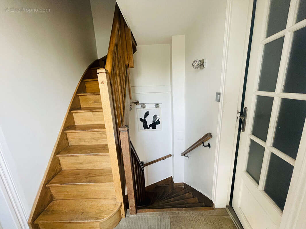 Maison à SARTROUVILLE