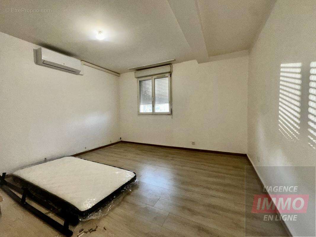 Maison 300 m² à Montchanin  - photo 5
