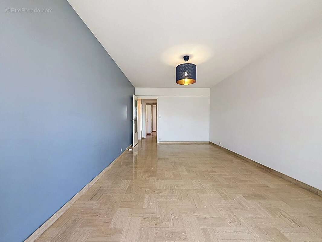 Appartement à CAGNES-SUR-MER