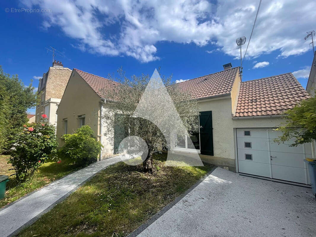 Maison à L'ISLE-ADAM