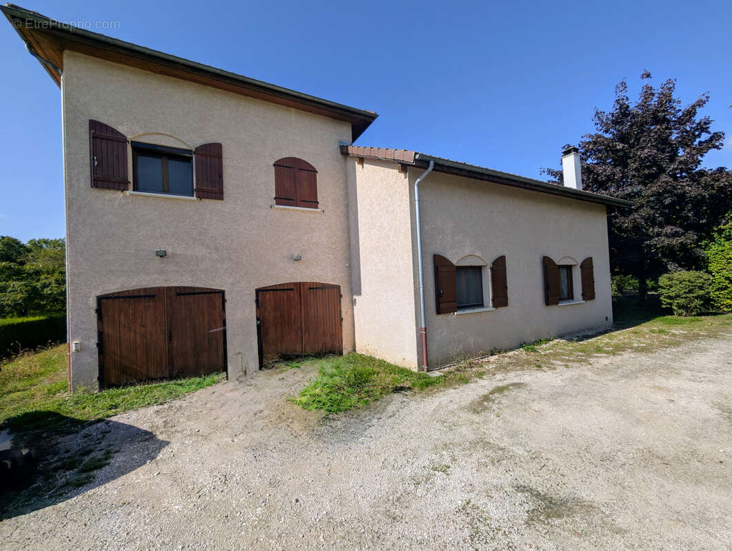 Maison à SAINT-JEAN-DE-GONVILLE