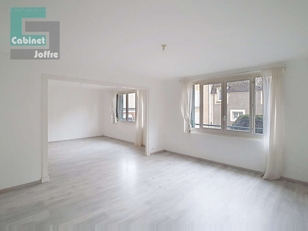 Appartement à FONTAINEBLEAU