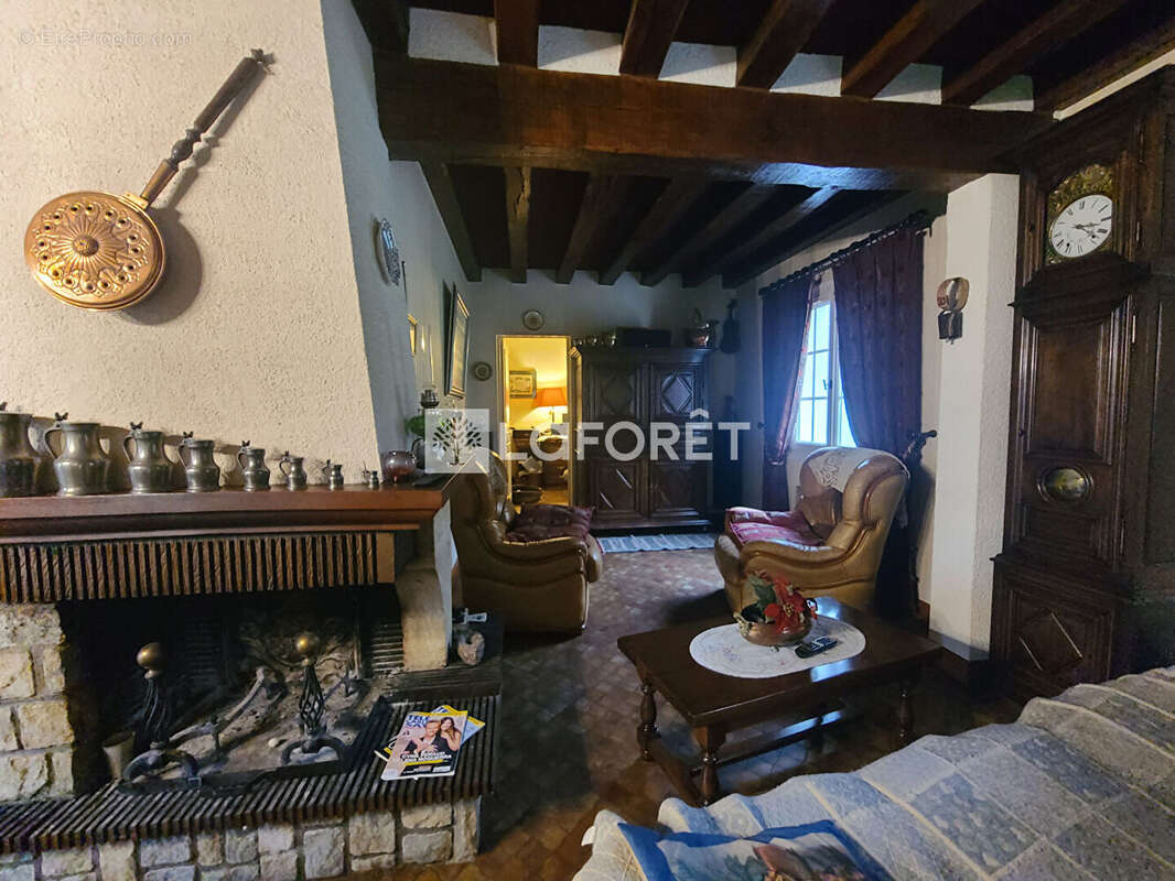 Maison à CHILLEURS-AUX-BOIS