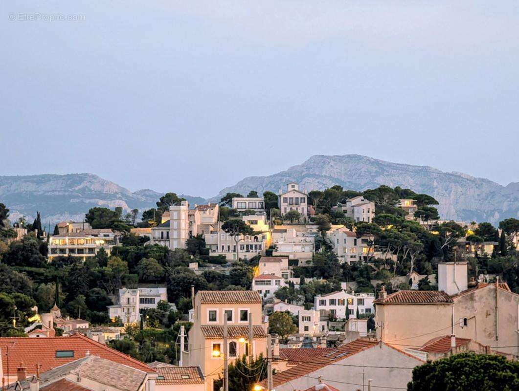 Appartement à MARSEILLE-7E
