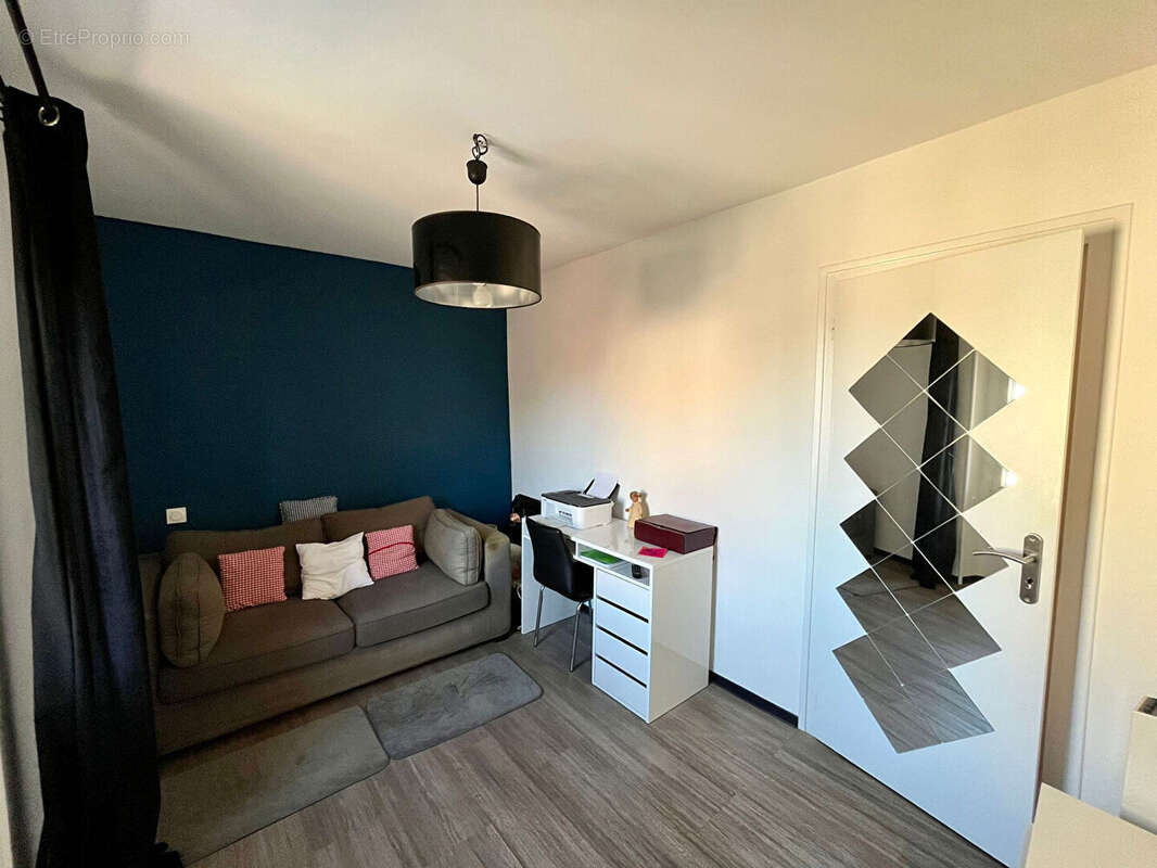 Maison à LA GARDE-ADHEMAR