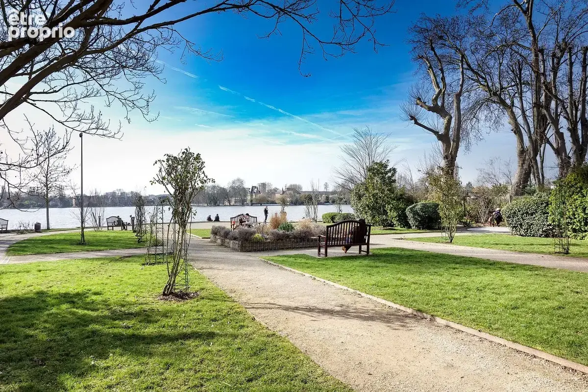 Appartement à ENGHIEN-LES-BAINS