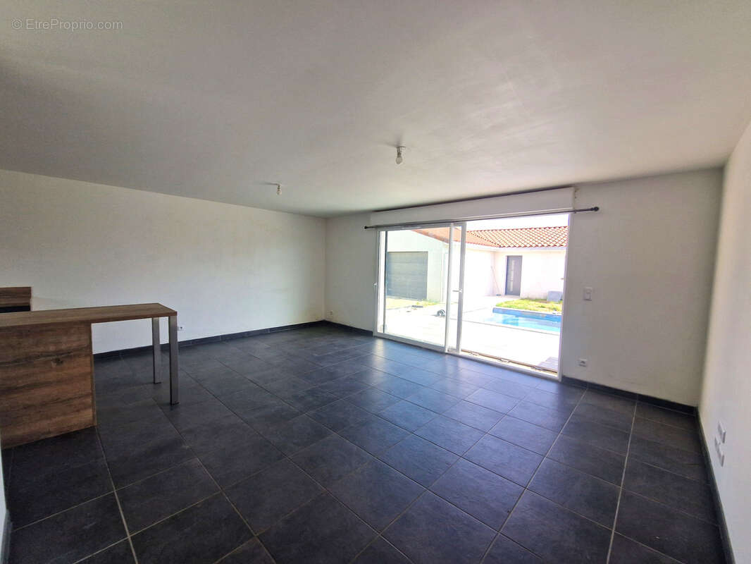 Maison à SAINT-HILAIRE