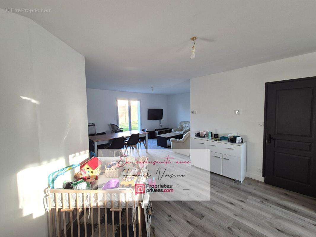 Maison à SAINT-PROUANT