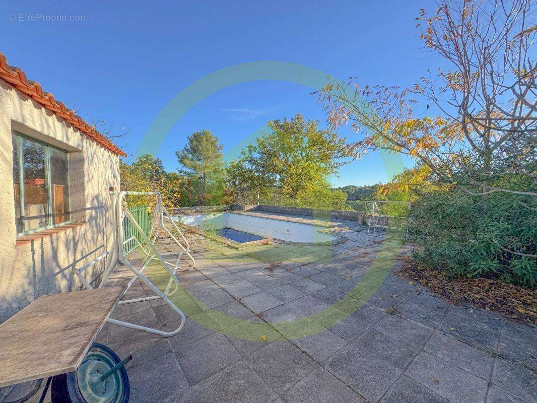 Maison à SAINT-PAUL-EN-FORET