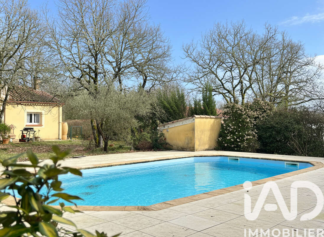 Photo 2 - Maison à LALBENQUE