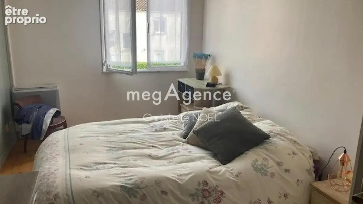 Maison avec rez de jardin,beau potentiel,centre de Luçon - photo 9