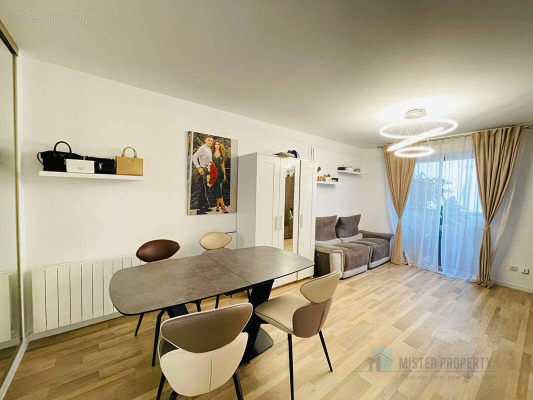 Appartement à RUEIL-MALMAISON