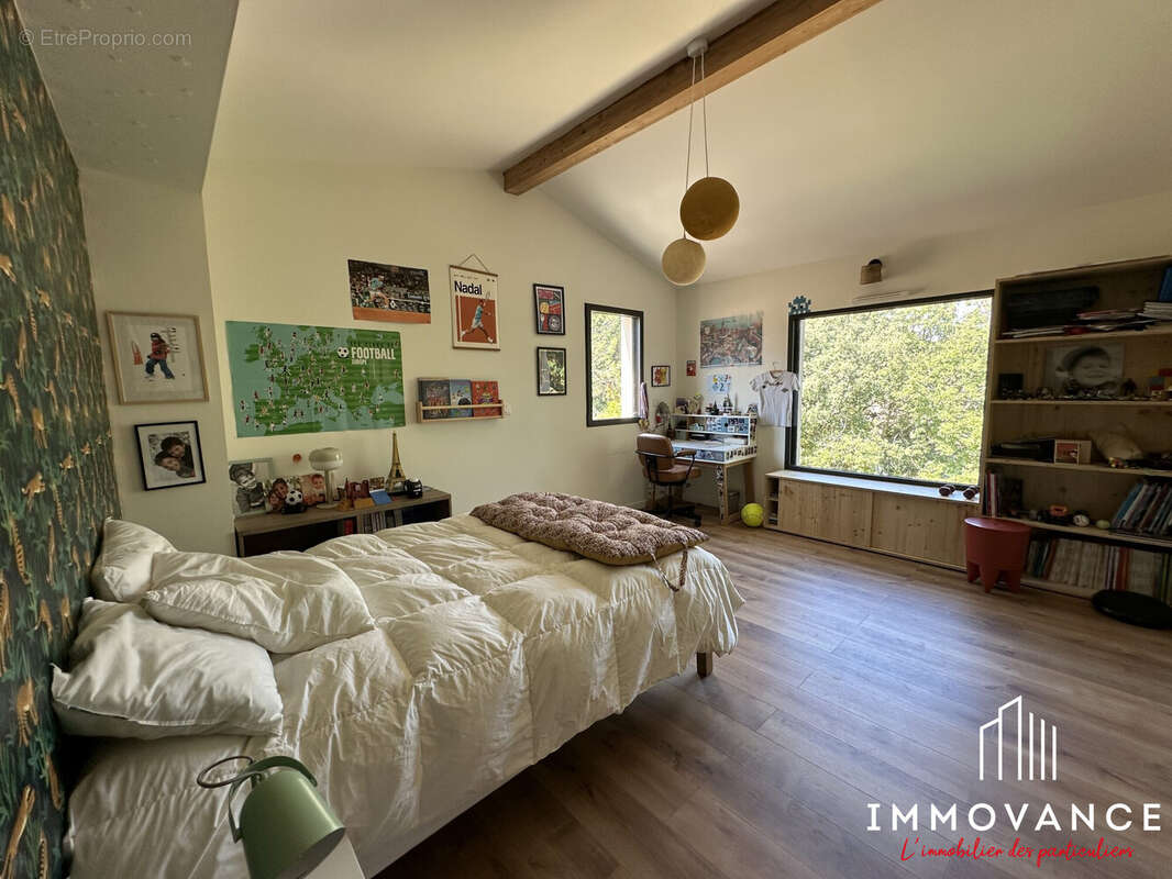 Maison à SAINT-JEAN-DE-CUCULLES