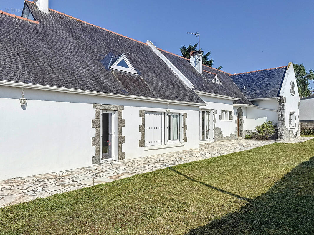 Maison à JULLOUVILLE