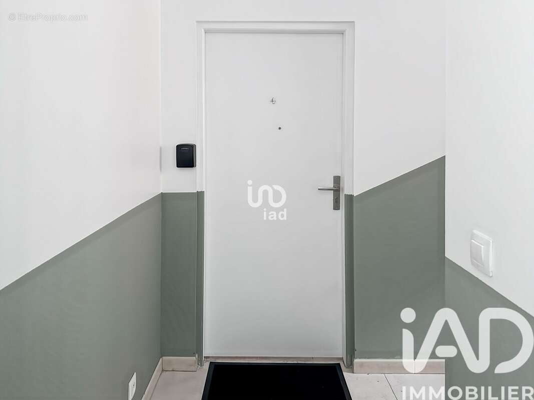 Photo 9 - Appartement à SENS