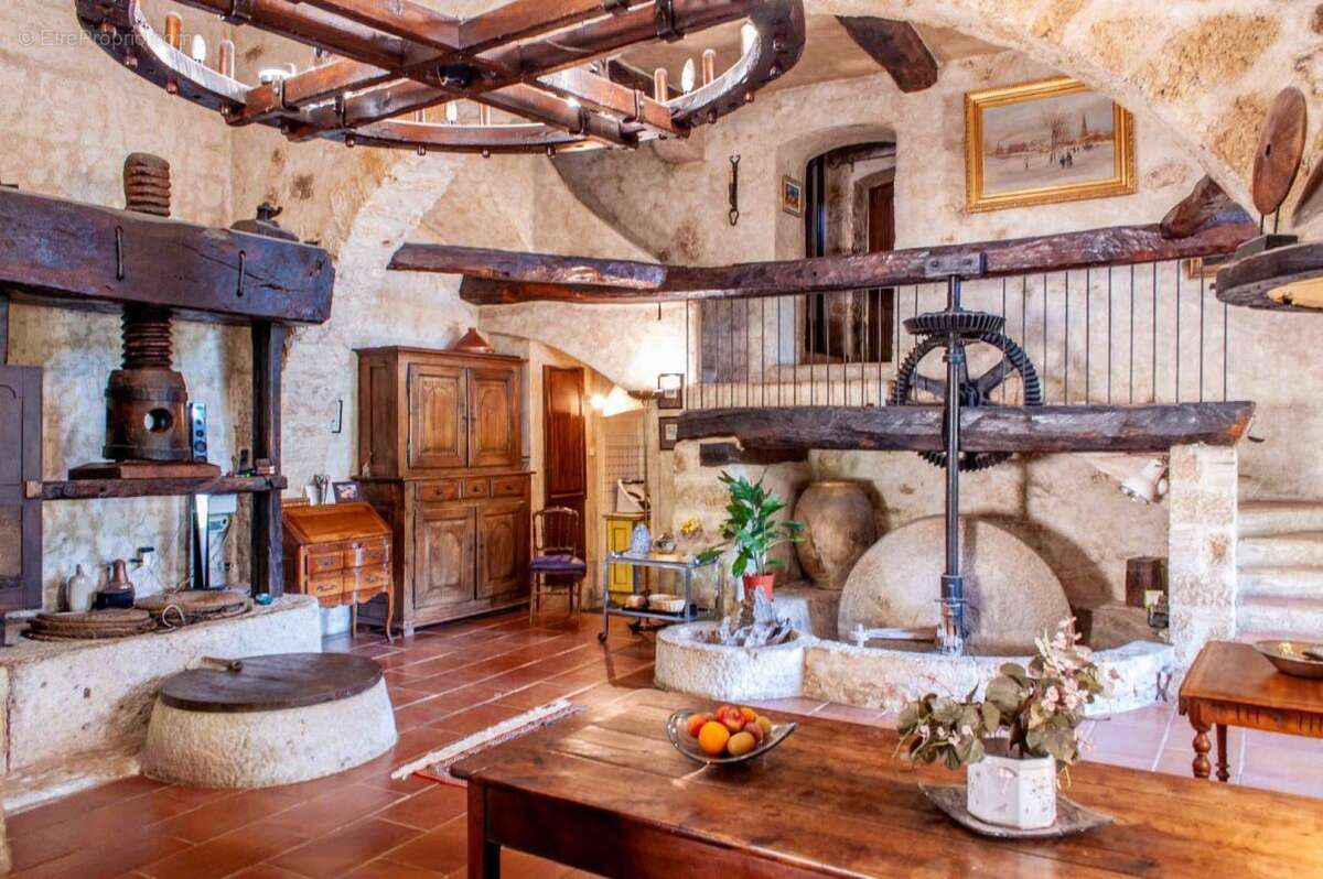 Maison à CARROS